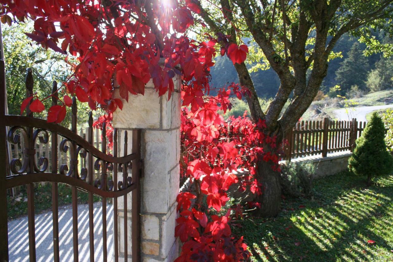 Villa Filokosta Pertouli Bagian luar foto